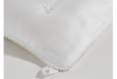 mulberry silk duvet comforter detail